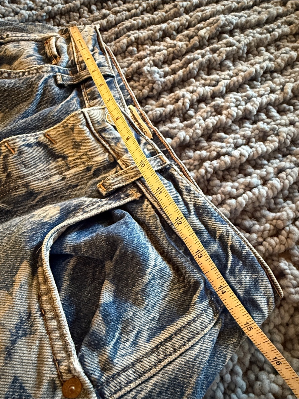 We The Free 
Good Luck Flower Printed Barrel Jeans - Picture 10 of 13